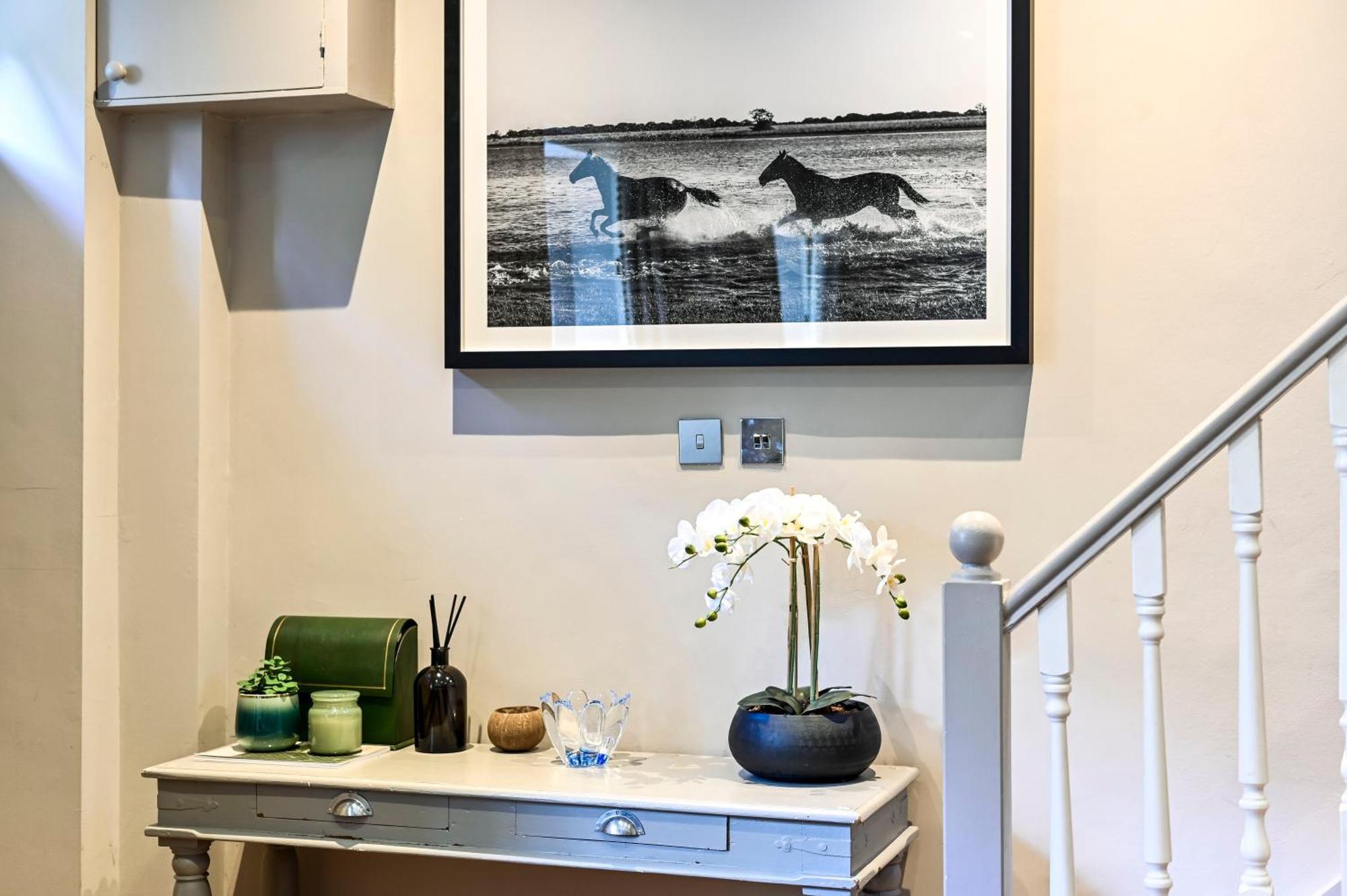Apartamento Magnificent 2 Bed Hyde Park Mews House Londres Exterior foto