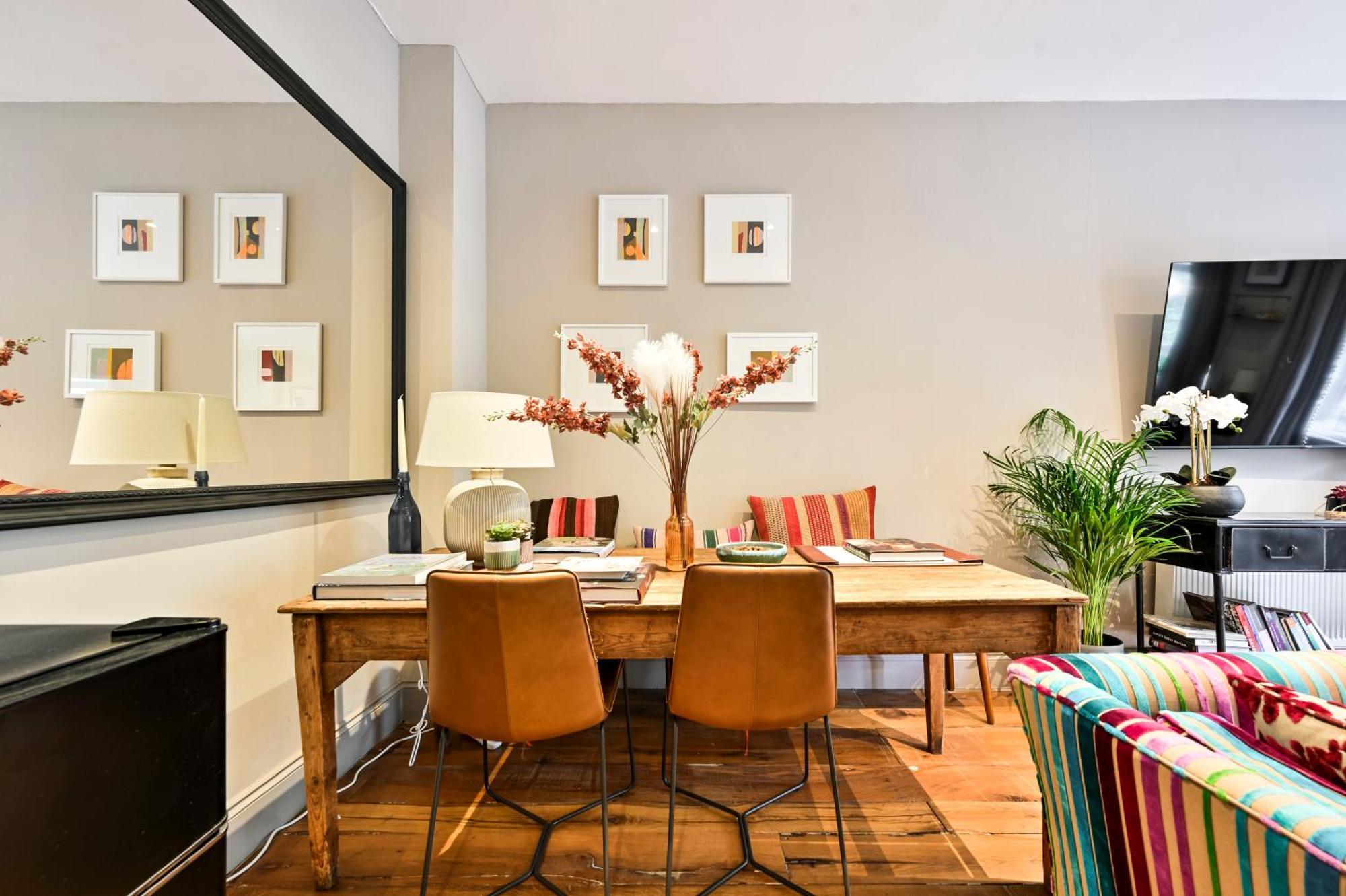 Apartamento Magnificent 2 Bed Hyde Park Mews House Londres Exterior foto